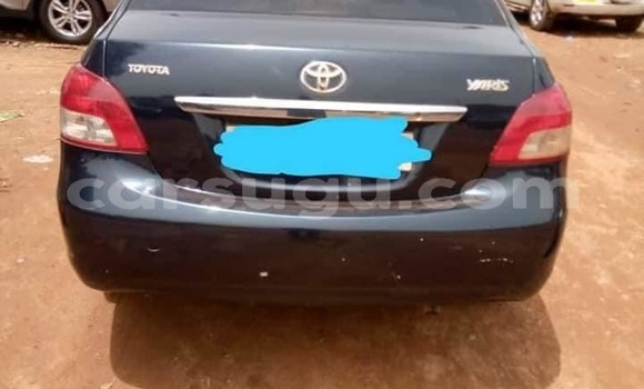 Acheter Occasion Voiture Toyota Yaris Bleu à Ouagadougou, Burkina-Faso Acheter Occasion Voiture Toyota Yaris Bleu à Ouagadougou, Burkina-Faso