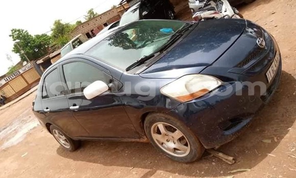 Acheter Occasion Voiture Toyota Yaris Bleu à Ouagadougou, Burkina-Faso Acheter Occasion Voiture Toyota Yaris Bleu à Ouagadougou, Burkina-Faso