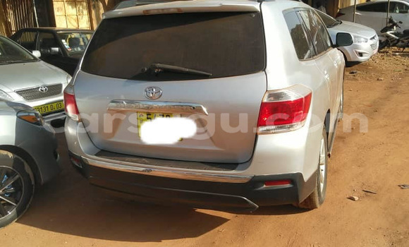Acheter Occasion Voiture Toyota Highlander Gris à Aribinda, Soum Acheter Occasion Voiture Toyota Highlander Gris à Aribinda, Soum