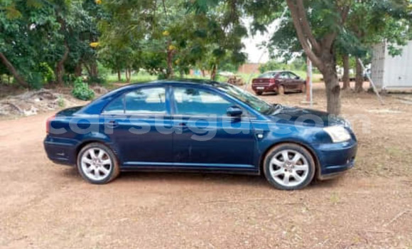 Acheter Occasion Voiture Toyota Avensis Bleu à Aribinda, Soum