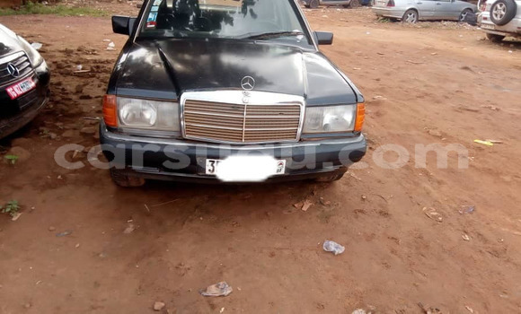 Acheter Occasion Voiture Mercedes-Benz 190–Series Noir à Aribinda, Soum Acheter Occasion Voiture Mercedes-Benz 190–Series Noir à Aribinda, Soum