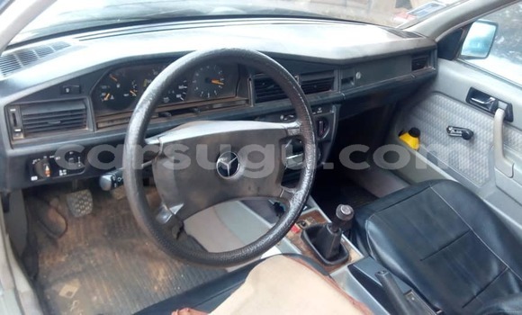 Acheter Occasion Voiture Mercedes-Benz 190–Series Noir à Aribinda, Soum Acheter Occasion Voiture Mercedes-Benz 190–Series Noir à Aribinda, Soum