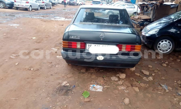 Acheter Occasion Voiture Mercedes-Benz 190–Series Noir à Aribinda, Soum Acheter Occasion Voiture Mercedes-Benz 190–Series Noir à Aribinda, Soum