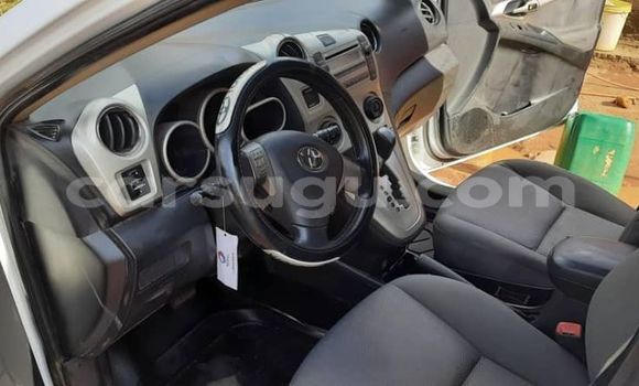 Acheter Occasion Voiture Toyota Matrix Blanc à Aribinda, Soum Acheter Occasion Voiture Toyota Matrix Blanc à Aribinda, Soum