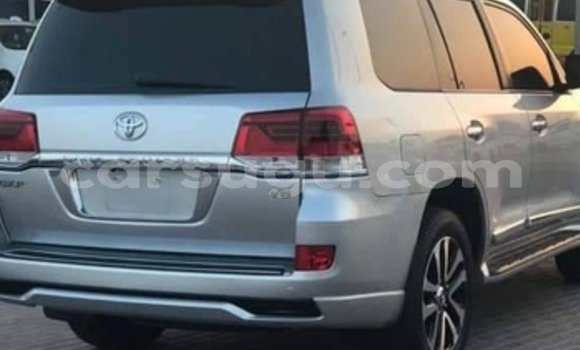 Sayi Na hannu Toyota Land Cruiser Black Mota in Ouagadougou a Burkina Faso Sayi Na hannu Toyota Land Cruiser Black Mota in Ouagadougou a Burkina Faso