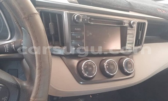 Acheter Occasion Voiture Toyota RAV4 Gris à Aribinda, Soum Acheter Occasion Voiture Toyota RAV4 Gris à Aribinda, Soum