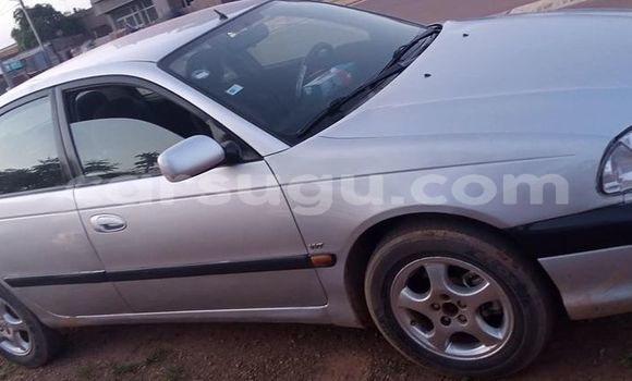 Acheter Occasion Voiture Toyota Avensis Gris à Aribinda, Soum Acheter Occasion Voiture Toyota Avensis Gris à Aribinda, Soum