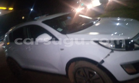 Sayi Na hannu Kia Sportage White Mota in Ouagadougou a Burkina Faso Sayi Na hannu Kia Sportage White Mota in Ouagadougou a Burkina Faso