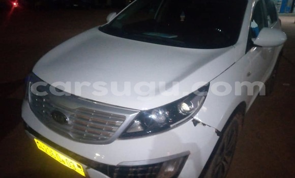 Sayi Na hannu Kia Sportage White Mota in Ouagadougou a Burkina Faso Sayi Na hannu Kia Sportage White Mota in Ouagadougou a Burkina Faso