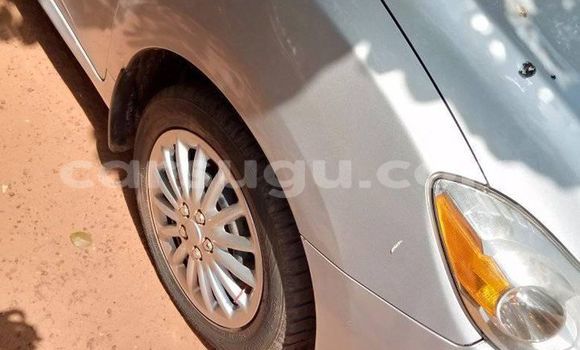 Sayi Na hannu Toyota Matrix Azurfa Mota in Aribinda a Soum Sayi Na hannu Toyota Matrix Azurfa Mota in Aribinda a Soum