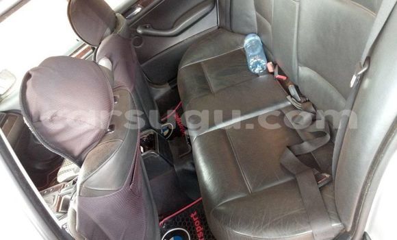 Sayi Na hannu BMW 3–Series Azurfa Mota in Aribinda a Soum Sayi Na hannu BMW 3–Series Azurfa Mota in Aribinda a Soum