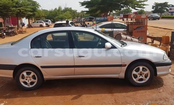 Sayi Na hannu Toyota Avensis Azurfa Mota in Aribinda a Soum Sayi Na hannu Toyota Avensis Azurfa Mota in Aribinda a Soum