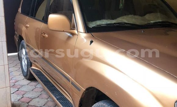 Sayi Na hannu Toyota Land Cruiser Brown Mota in Aribinda a Soum Sayi Na hannu Toyota Land Cruiser Brown Mota in Aribinda a Soum