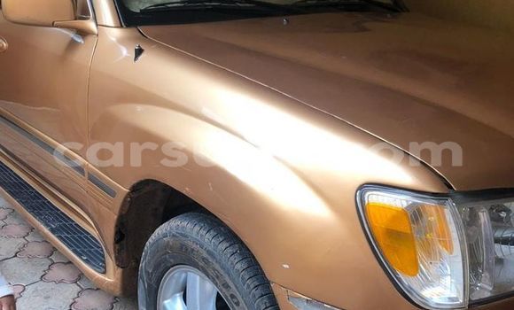 Sayi Na hannu Toyota Land Cruiser Brown Mota in Aribinda a Soum Sayi Na hannu Toyota Land Cruiser Brown Mota in Aribinda a Soum