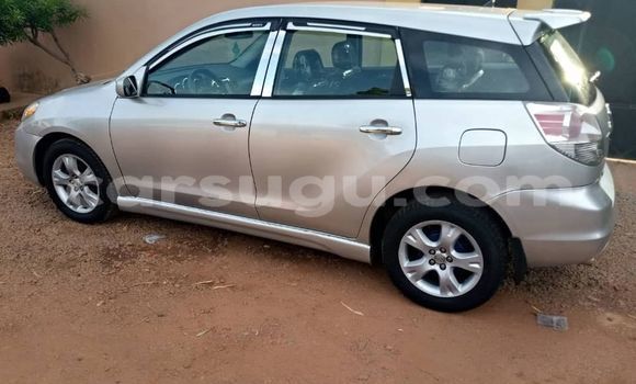 Sayi Na hannu Toyota Matrix Azurfa Mota in Aribinda a Soum Sayi Na hannu Toyota Matrix Azurfa Mota in Aribinda a Soum