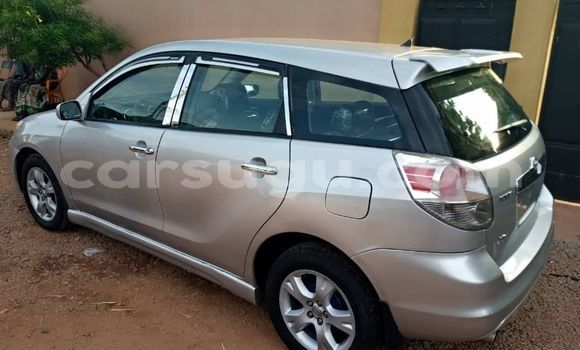 Sayi Na hannu Toyota Matrix Azurfa Mota in Aribinda a Soum Sayi Na hannu Toyota Matrix Azurfa Mota in Aribinda a Soum