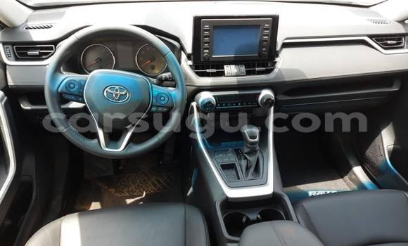 Acheter Occasion Voiture Toyota RAV4 Blanc à Aribinda, Soum Acheter Occasion Voiture Toyota RAV4 Blanc à Aribinda, Soum
