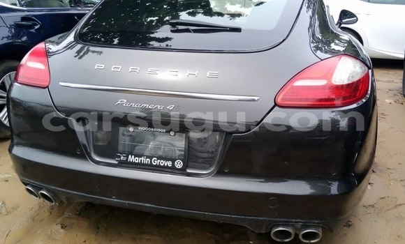 Acheter Occasion Voiture Porsche Panamera Noir à Aribinda, Soum Acheter Occasion Voiture Porsche Panamera Noir à Aribinda, Soum