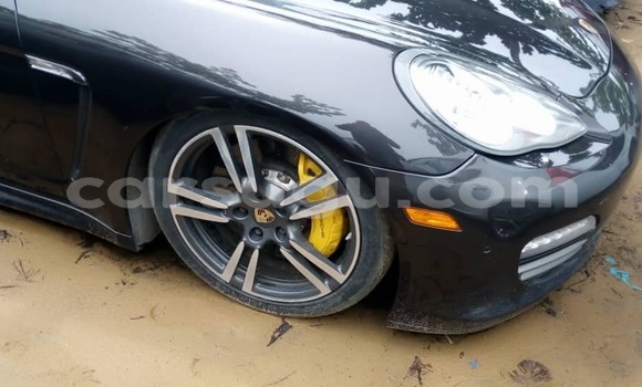 Acheter Occasion Voiture Porsche Panamera Noir à Aribinda, Soum Acheter Occasion Voiture Porsche Panamera Noir à Aribinda, Soum