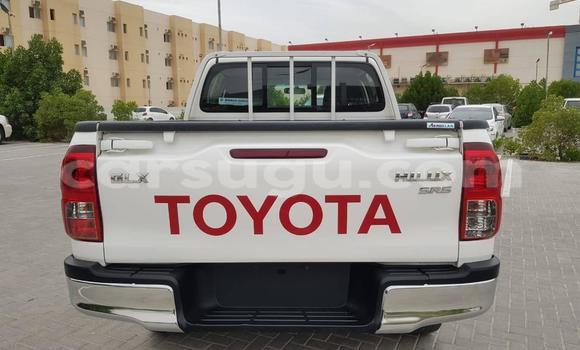 Acheter Occasion Voiture Toyota Hilux Blanc à Aribinda, Soum Acheter Occasion Voiture Toyota Hilux Blanc à Aribinda, Soum