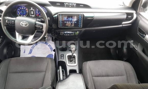 Acheter Occasion Voiture Toyota Hilux Blanc à Aribinda, Soum Acheter Occasion Voiture Toyota Hilux Blanc à Aribinda, Soum