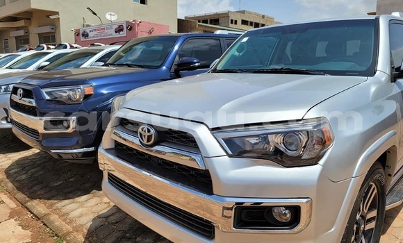 Sayi Na hannu Toyota 4Runner Azurfa Mota in Ouagadougou a Burkina Faso Sayi Na hannu Toyota 4Runner Azurfa Mota in Ouagadougou a Burkina Faso