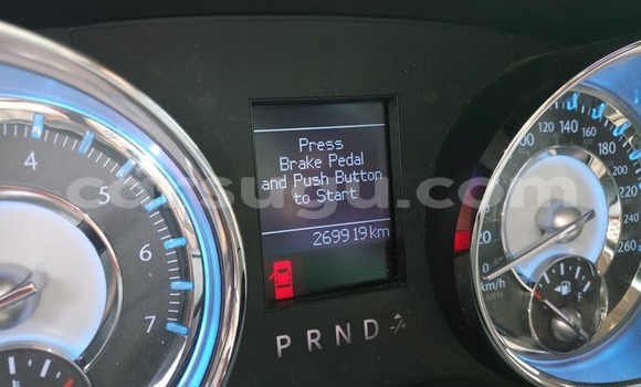 Acheter Occasion Voiture Chrysler 300 Blanc à Ouagadougou, Burkina-Faso Acheter Occasion Voiture Chrysler 300 Blanc à Ouagadougou, Burkina-Faso