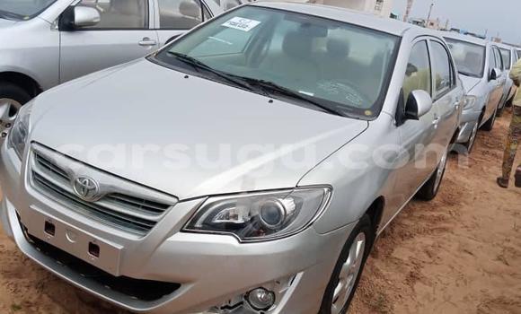 Sayi Na hannu Toyota Corolla Azurfa Mota in Ouagadougou a Burkina Faso Sayi Na hannu Toyota Corolla Azurfa Mota in Ouagadougou a Burkina Faso