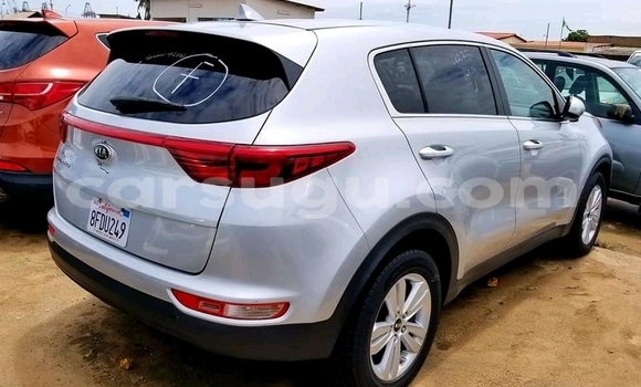 Acheter Occasion Voiture Kia Sportage Autre à Ouagadougou, Burkina-Faso Acheter Occasion Voiture Kia Sportage Autre à Ouagadougou, Burkina-Faso