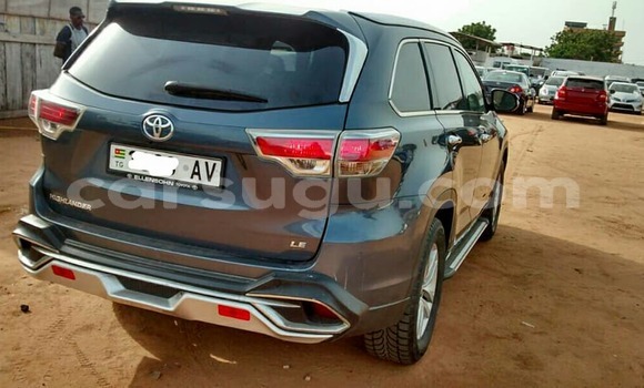 Acheter Occasion Voiture Toyota 4Runner Noir à Ouagadougou, Burkina-Faso Acheter Occasion Voiture Toyota 4Runner Noir à Ouagadougou, Burkina-Faso