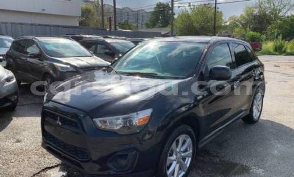 Acheter Occasion Voiture Mitsubishi Outlander Noir à Bobo Dioulasso, Burkina-Faso Acheter Occasion Voiture Mitsubishi Outlander Noir à Bobo Dioulasso, Burkina-Faso