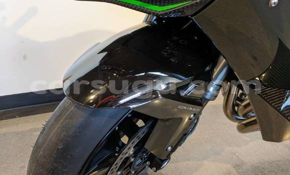 Acheter Occasion Moto Kawasaki Ninja Noir à Bekuy, Houet Acheter Occasion Moto Kawasaki Ninja Noir à Bekuy, Houet