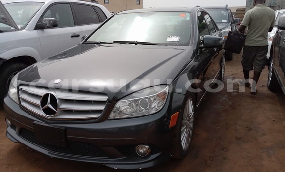 Acheter Occasion Voiture Mercedes-Benz C–Class Noir à Ouagadougou, Burkina-Faso Acheter Occasion Voiture Mercedes-Benz C–Class Noir à Ouagadougou, Burkina-Faso