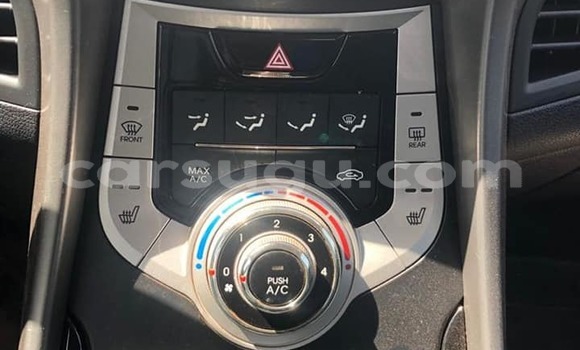 Sayi Na hannu Hyundai Elantra Azurfa Mota in Aribinda a Soum Sayi Na hannu Hyundai Elantra Azurfa Mota in Aribinda a Soum