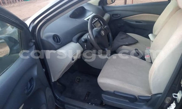 Sayi Na hannu Toyota Yaris Black Mota in Aribinda a Soum Sayi Na hannu Toyota Yaris Black Mota in Aribinda a Soum