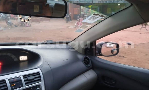 Sayi Na hannu Toyota Yaris Black Mota in Aribinda a Soum Sayi Na hannu Toyota Yaris Black Mota in Aribinda a Soum