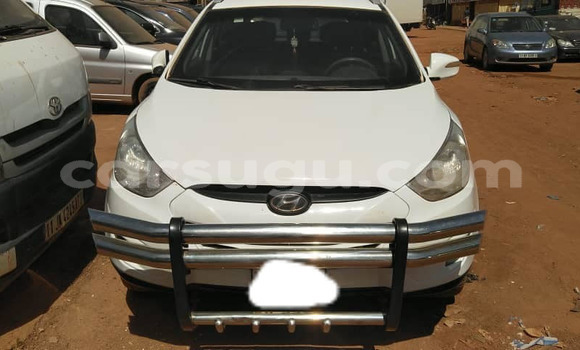 Sayi Na hannu Hyundai Tucson White Mota in Aribinda a Soum Sayi Na hannu Hyundai Tucson White Mota in Aribinda a Soum