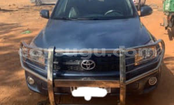 Acheter Occasion Voiture Toyota RAV4 Bleu à Aribinda, Soum Acheter Occasion Voiture Toyota RAV4 Bleu à Aribinda, Soum