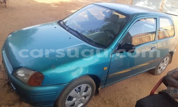 Acheter Occasion Voiture Toyota Starlet Bleu à Aribinda, Soum Acheter Occasion Voiture Toyota Starlet Bleu à Aribinda, Soum