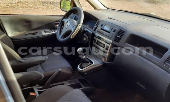 Acheter Occasion Voiture Toyota Corolla Verso Bleu à Aribinda, Soum Acheter Occasion Voiture Toyota Corolla Verso Bleu à Aribinda, Soum