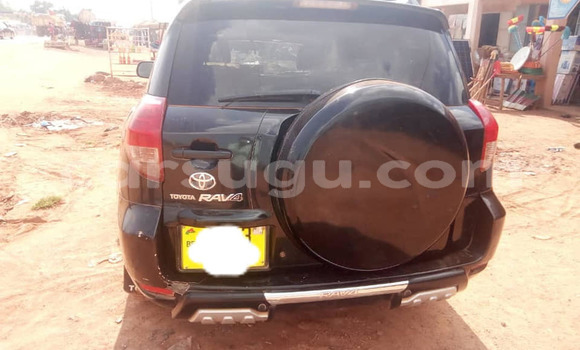 Sayi Na hannu Toyota RAV4 Black Mota in Aribinda a Soum Sayi Na hannu Toyota RAV4 Black Mota in Aribinda a Soum