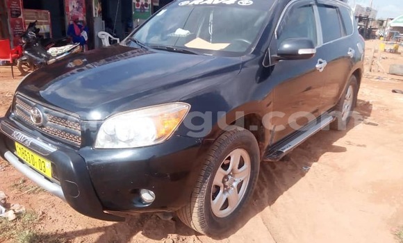 Sayi Na hannu Toyota RAV4 Black Mota in Aribinda a Soum Sayi Na hannu Toyota RAV4 Black Mota in Aribinda a Soum