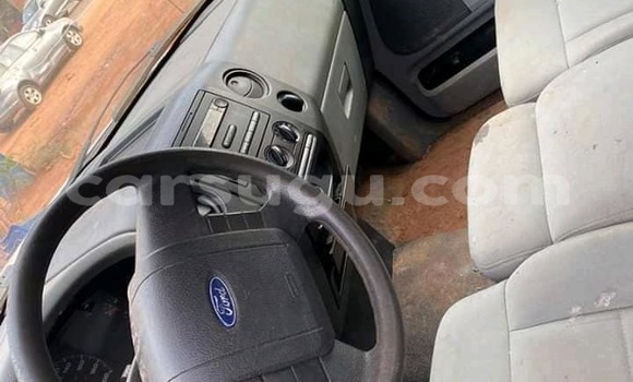 Sayi Na hannu Ford Ranger White Mota in Aribinda a Soum Sayi Na hannu Ford Ranger White Mota in Aribinda a Soum