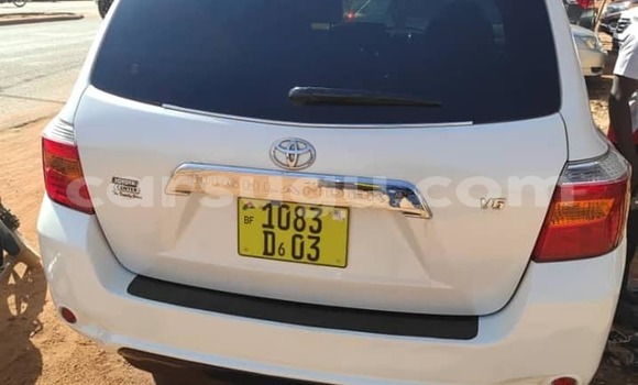 Sayi Na hannu Toyota Highlander White Mota in Aribinda a Soum Sayi Na hannu Toyota Highlander White Mota in Aribinda a Soum
