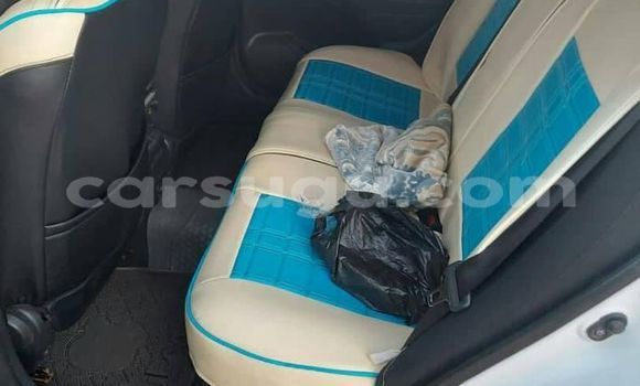 Buy Used Toyota Avensis White Car in Ouagadougou in Burkina Faso Buy Used Toyota Avensis White Car in Ouagadougou in Burkina Faso