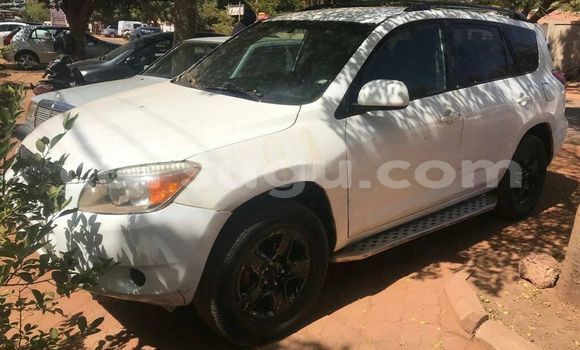 Buy Used Toyota RAV4 White Car in Ouagadougou in Burkina Faso Buy Used Toyota RAV4 White Car in Ouagadougou in Burkina Faso
