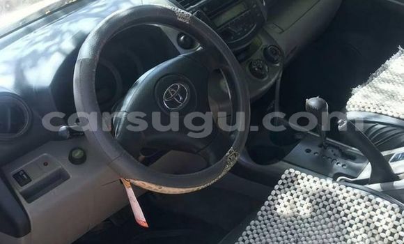 Buy Used Toyota RAV4 White Car in Ouagadougou in Burkina Faso Buy Used Toyota RAV4 White Car in Ouagadougou in Burkina Faso