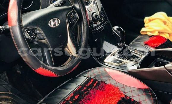 Buy Used Hyundai Azera Black Car in Ouagadougou in Burkina Faso Buy Used Hyundai Azera Black Car in Ouagadougou in Burkina Faso