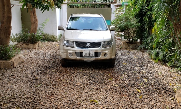 Acheter Occasion Voiture Suzuki Grand Vitara Beige à Ouagadougou, Burkina-Faso