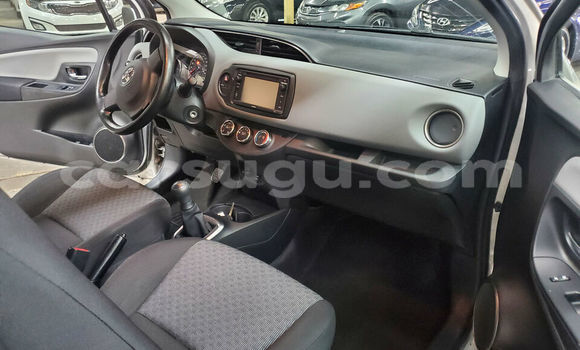 Acheter Occasion Voiture Toyota Yaris Gris à Ouagadougou, Burkina-Faso Acheter Occasion Voiture Toyota Yaris Gris à Ouagadougou, Burkina-Faso